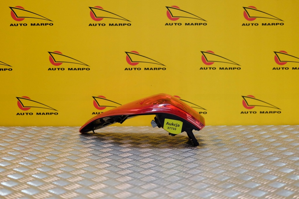 фото №3, Nissan pathfinder r52 lift 2017- лампа задняя левая