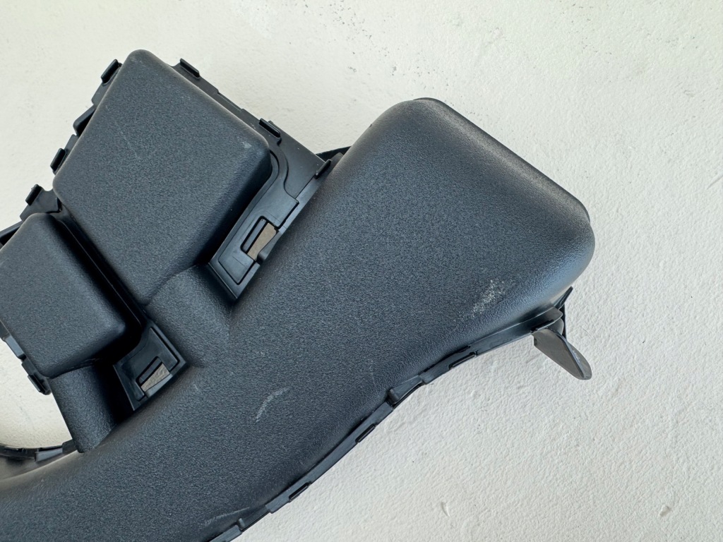 Toyota rav4 v 5 18r- труба впуска воздуха ловушка 17750-25040 гибрид в Украине