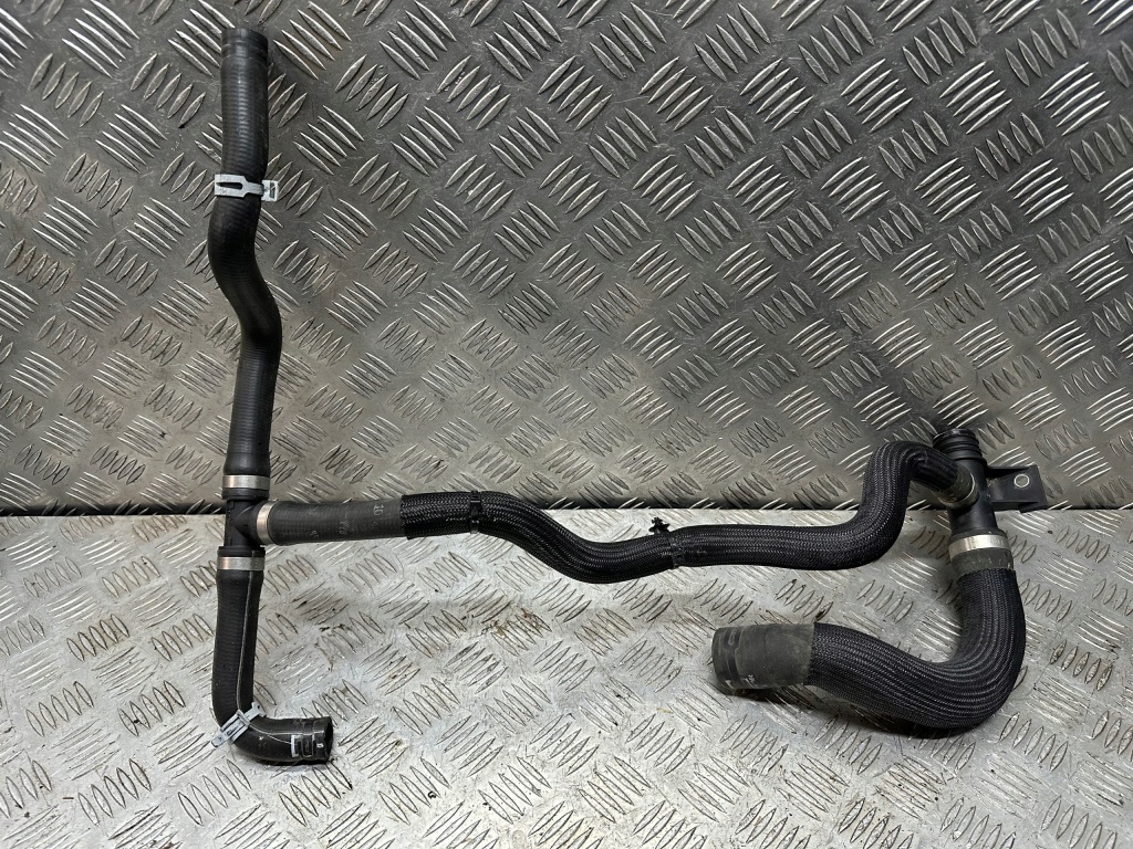 Купити Renault trafic 3 2.0 dci патрубок шланг трубка води радіатор 2020r 215011009r