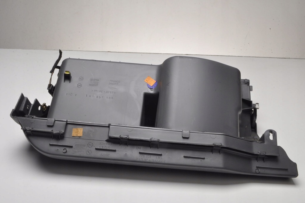 фото №7, Toledo ii бардачок пассажира ключ 1m1857104 eu