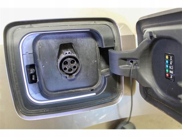 фото №9, Рамка лампа освещение зарядки bmw i3 7334639 oryg new