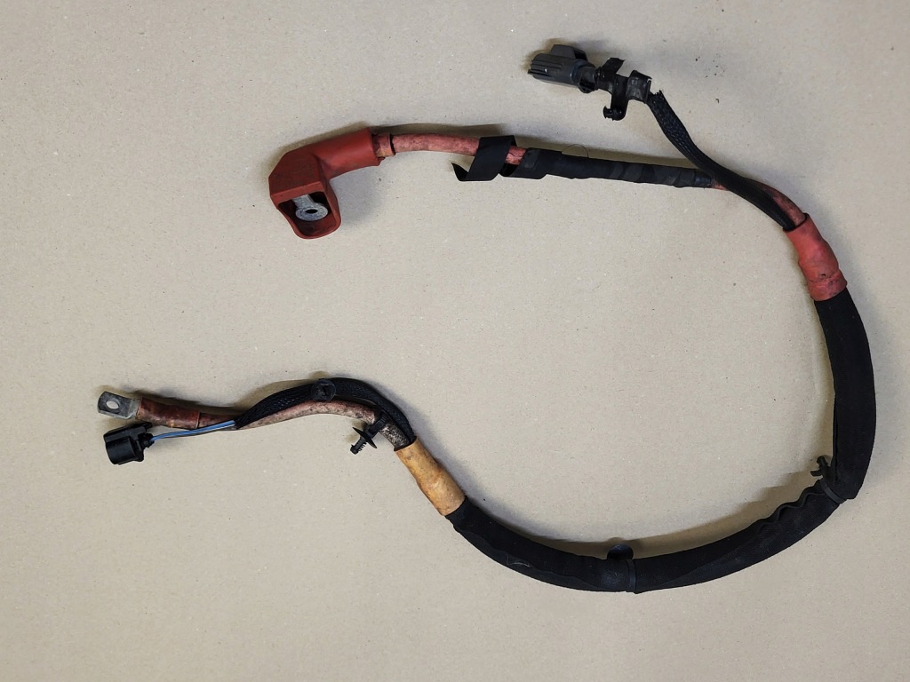 Купить Жгут генератора двигателя jaguar e-pace оригинальный номер европа