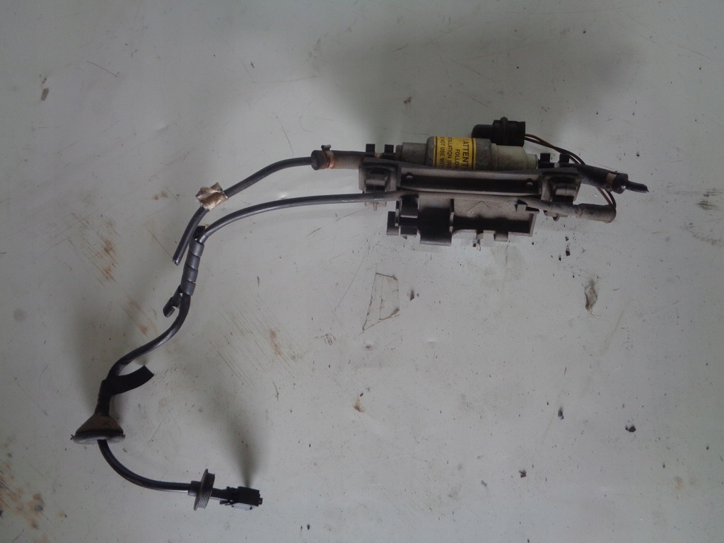 фото №1, Помпа webasta vw touran i