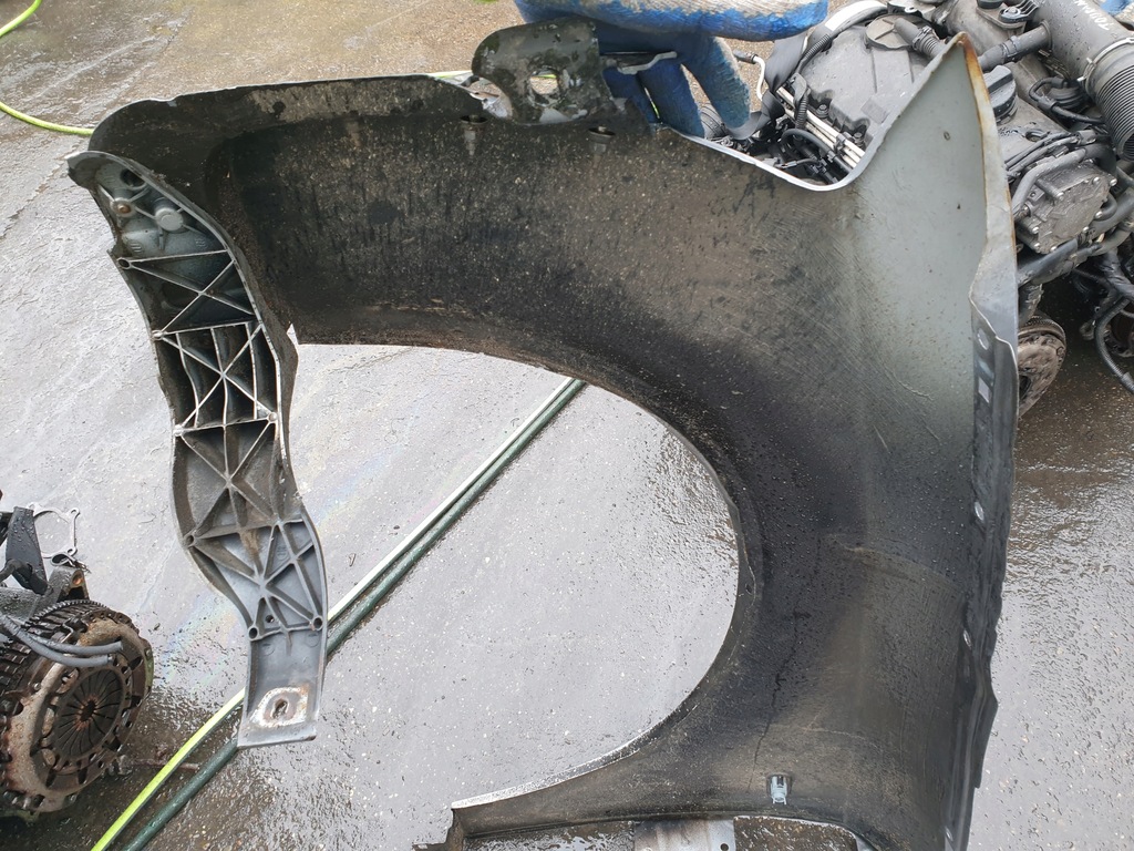 фото №9, Крыло передний перед правый audi a4 b6 код лакокрасочного покрытия ly7j