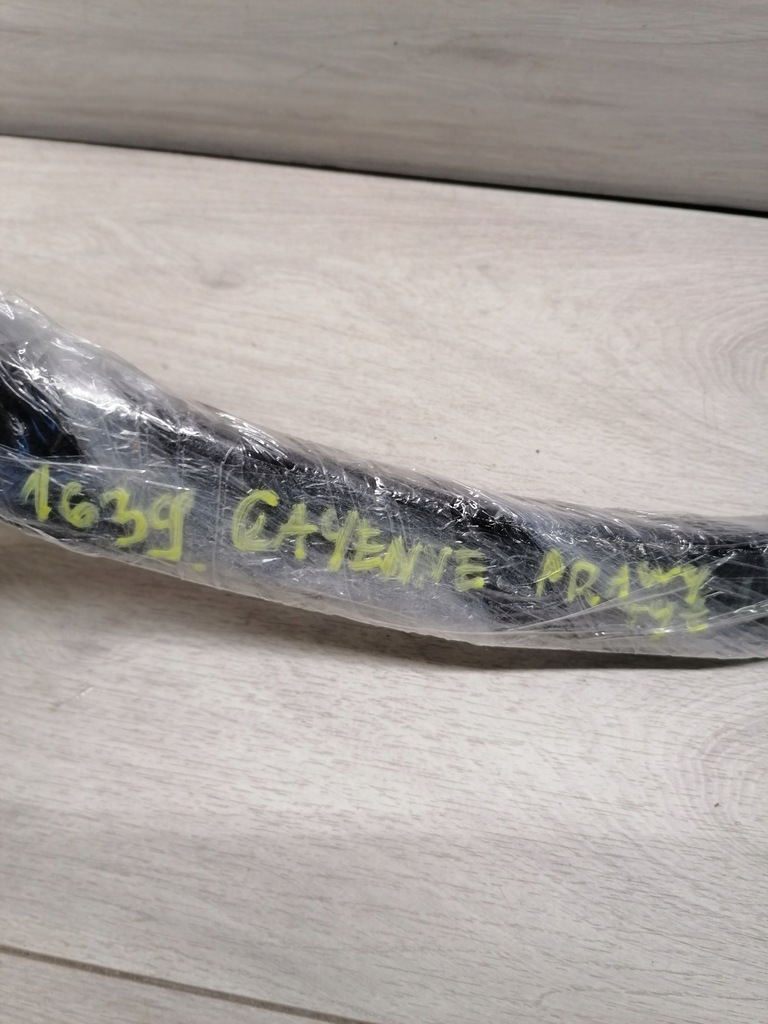 фото №8, Porsche cayenne молдинг крила правий задня 7l5853818d