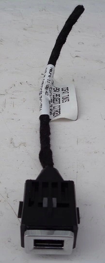 фото №1, Peugeot 308 ii sw t9 14 r gnaizdo port usb