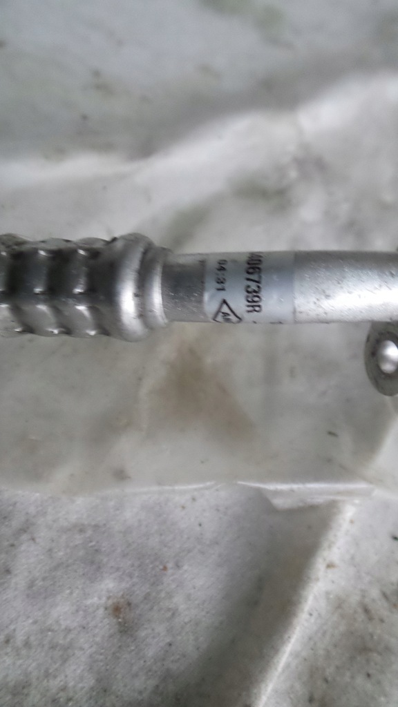 фото №7, Шланг кондиционера renault zoe 924406739r трубка кондиционер