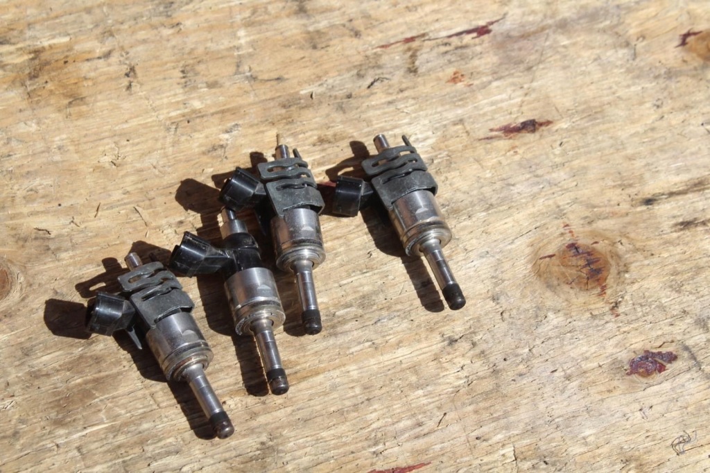 фото №1, Форсунка пального lexus ux 2021