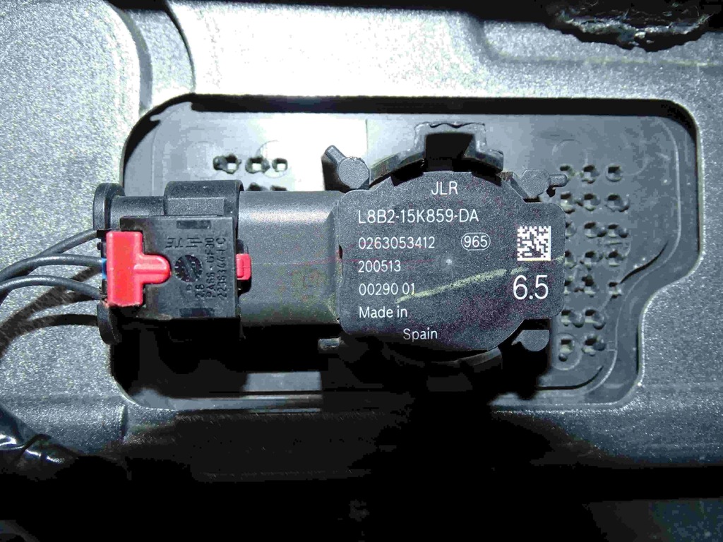 фото №13, Оригинальный бампер задний kompletny 4x pdc discovery sport l550 dynamic 2020