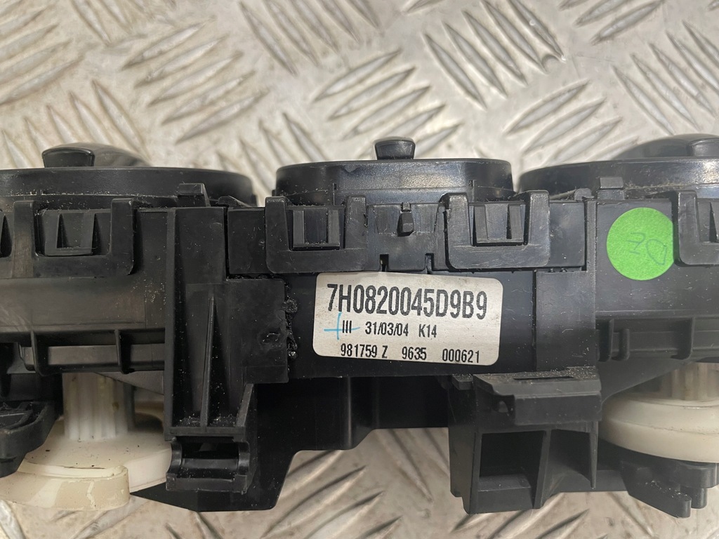 фото №6, Панель управление обдув кондиционера vw volkswagen t5 7h0820045d