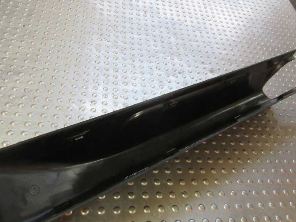 фото №4, Dacia duster i 2011 заглушка защита рейлинг задняя