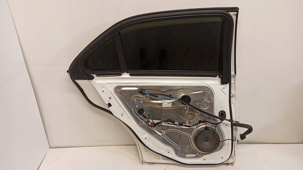 фото №15, Mercedes w212 дверь левый задняя sedan 799