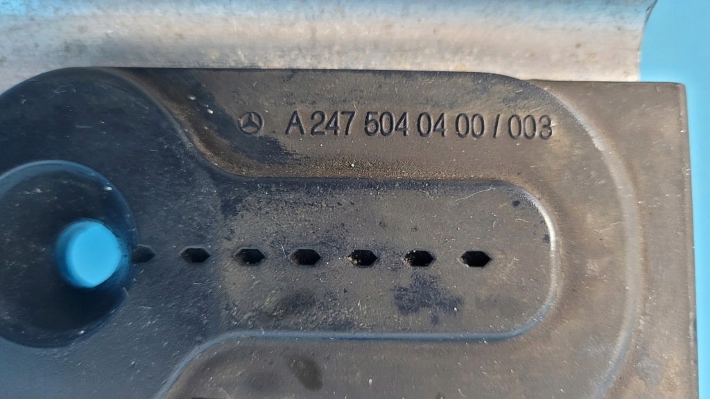 Mercedes eqe 350+ 23r кронштейн кронштейн радіатора праве a0995013500 Зі Шроту