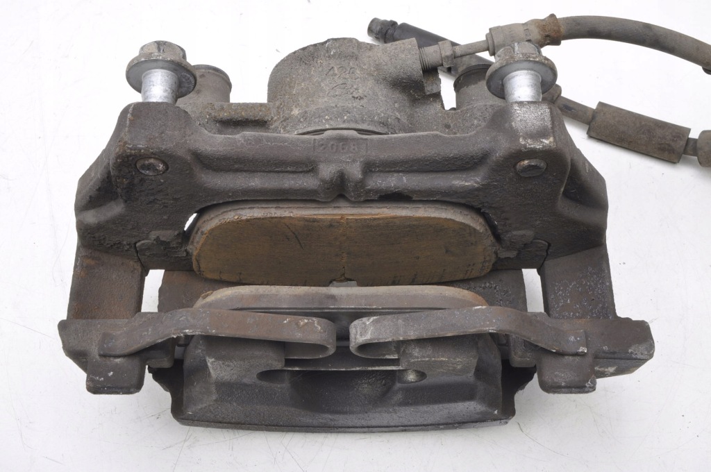 фото №6, Volvo s60 iii v60 xc60 ii 2.0 d3 супорт гальмівний правий перед 31471664