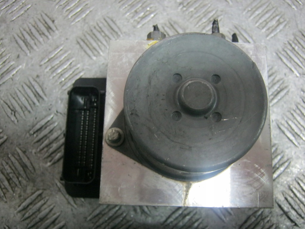 фото №3, Насос abs 51848061 lancia delta