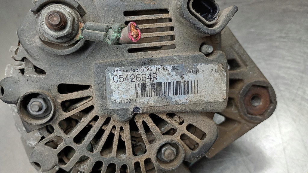 Генератор renault clio 2 03r 1.5d 7711497156 с Разборки