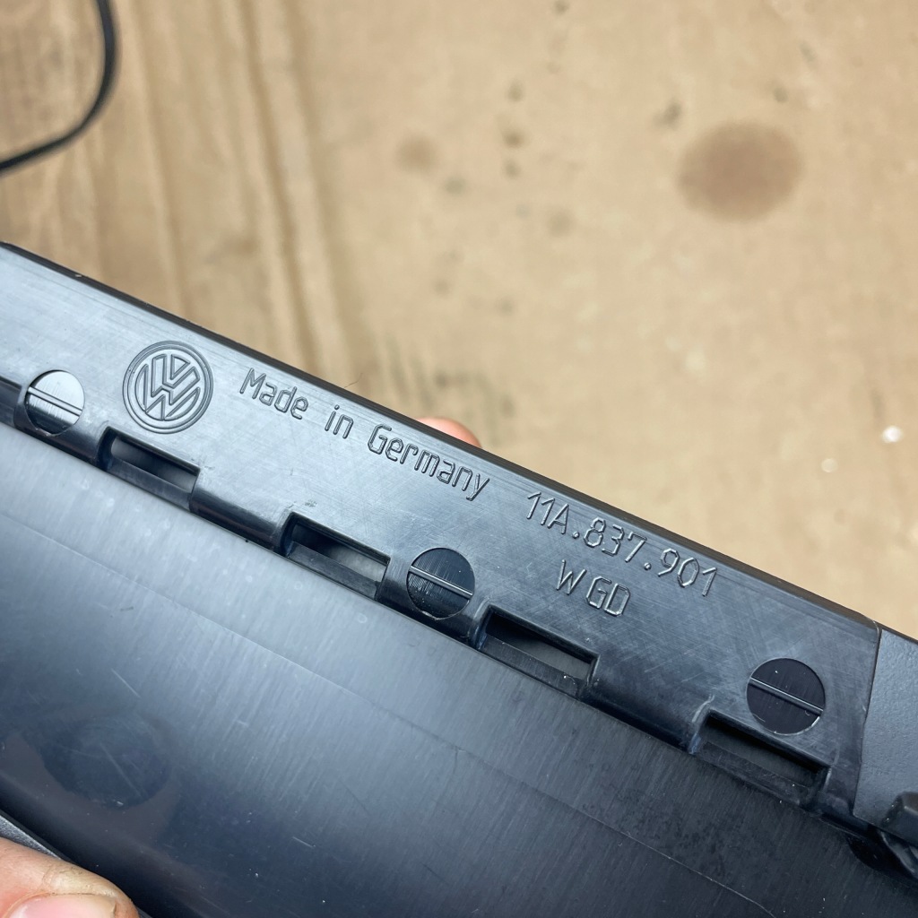 фото №9, Vw id.4 захист стійка b молдинг двері лівий перед nowa оригінал 11a837901