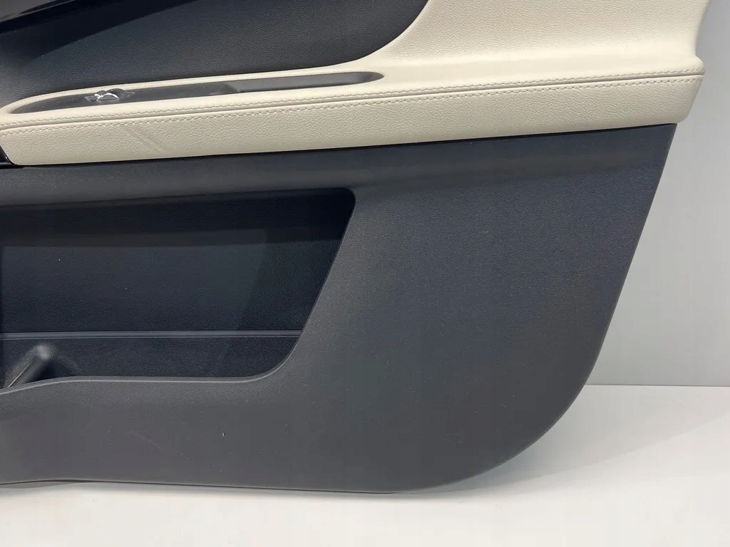 фото №5, Mini countryman f60 обивка обшивка дверь