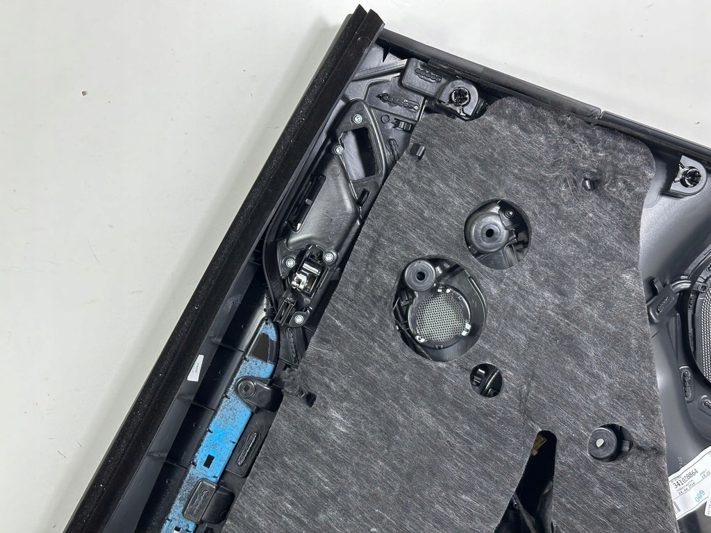 фото №7, Audi a3 s3 8v sline 2017 задняя сторона правая обшивки дверь 8v5867306