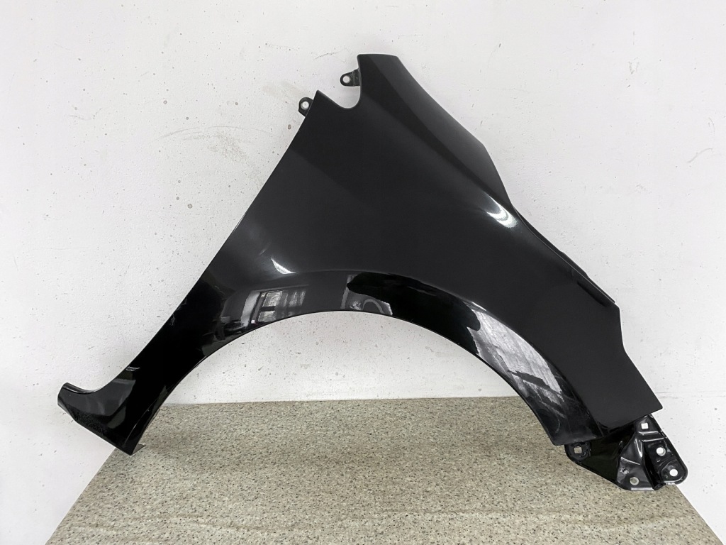 фото №1, Крила правий перед передній toyota corolla e16 2013-2016 оригінальний номер оригінал !