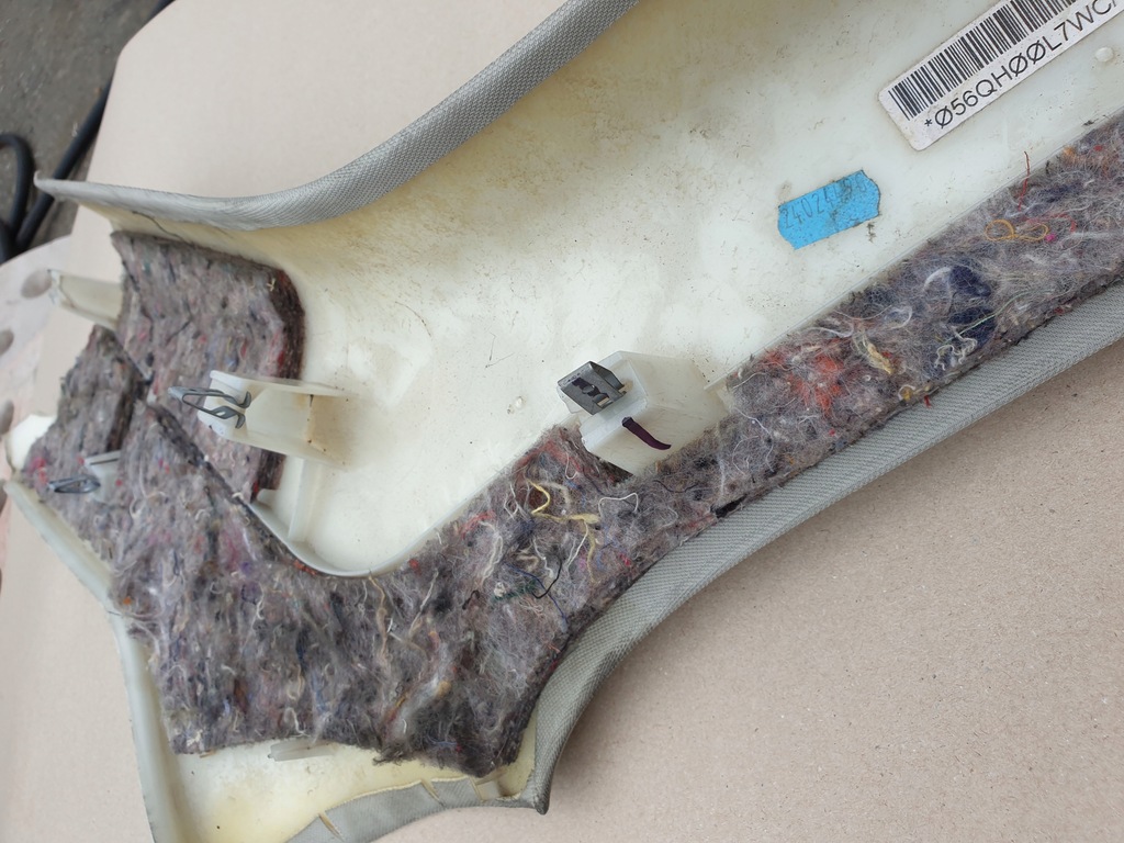 фото №12, Захист обшивка стійка багажника лівий t audi a6 c5