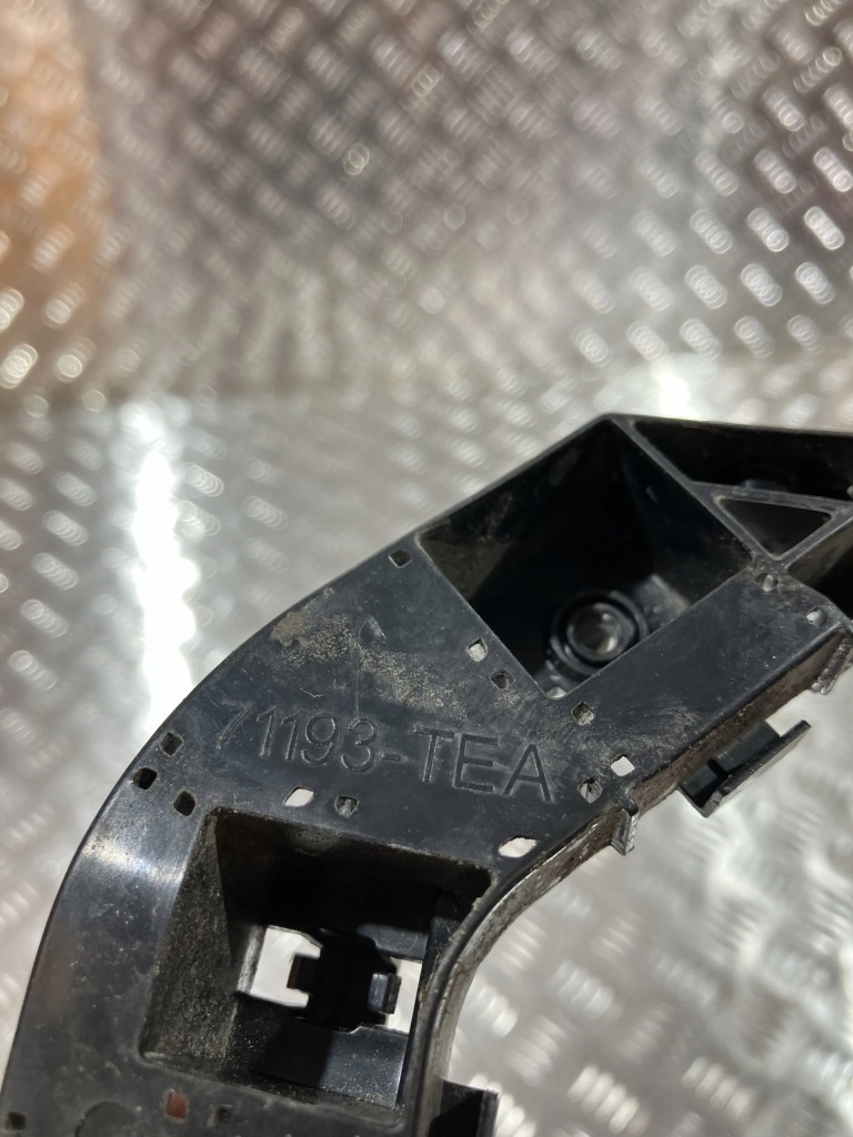 фото №1, Напрямна бампера правий перед honda civic x 17- hb