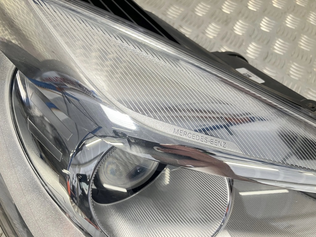 фото №3, Лампа передняя правая mercedes slk r172 uk