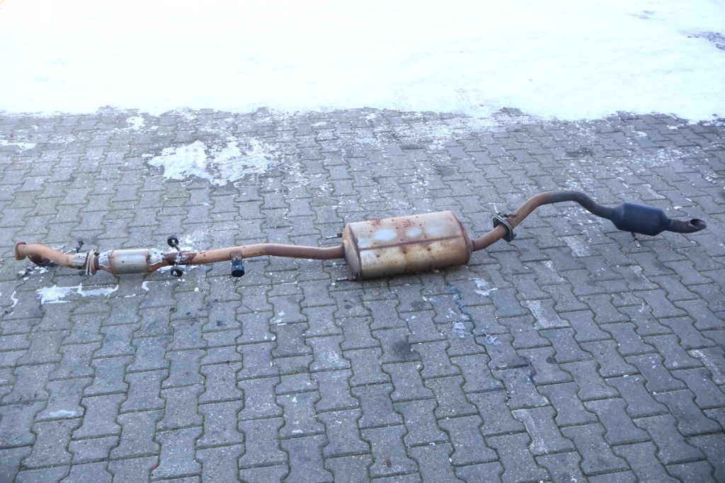 фото №2, Lexus rx iv 450h труба гасник вихлоп