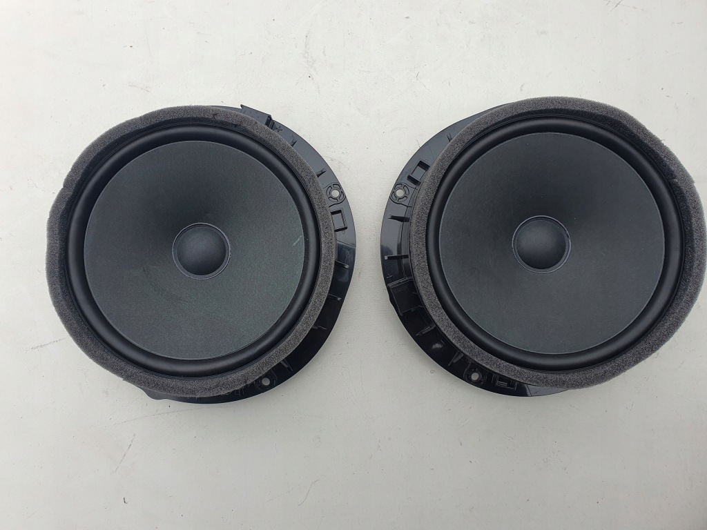 фото №1, Audi a6 c8 динамик дверь перед 4k0035415