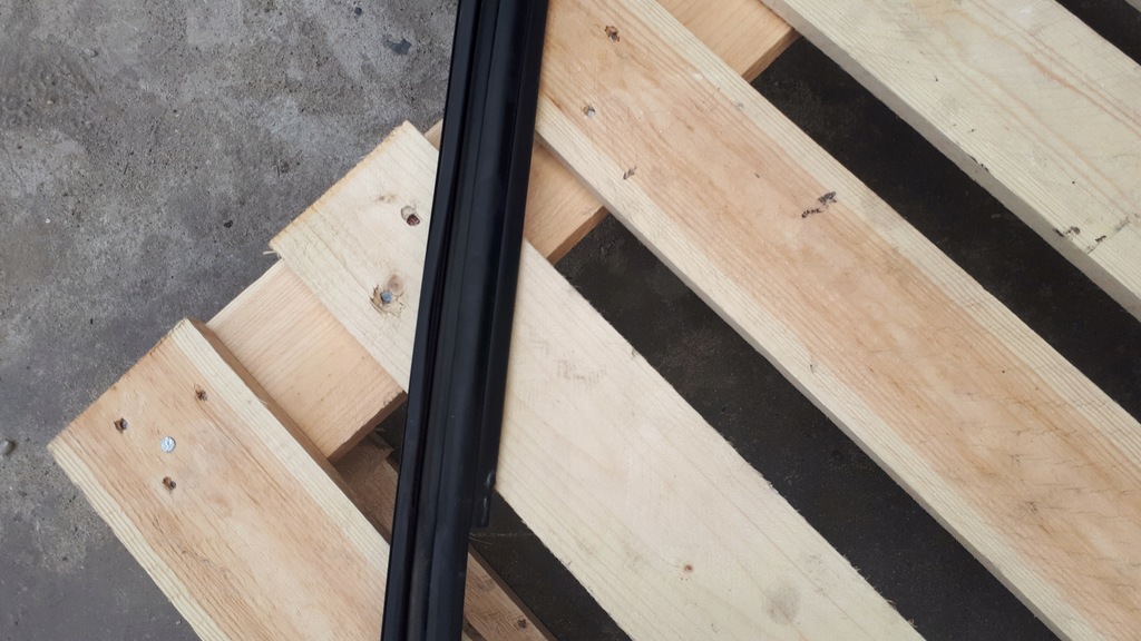 фото №7, A4 b9 8w прокладка двері скло sline правий перед