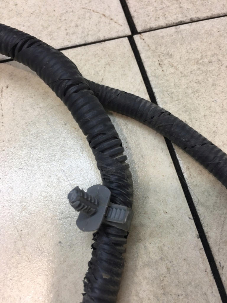 фото №8, Датчик парковки жгут hyundai i30 i 95720-2r00