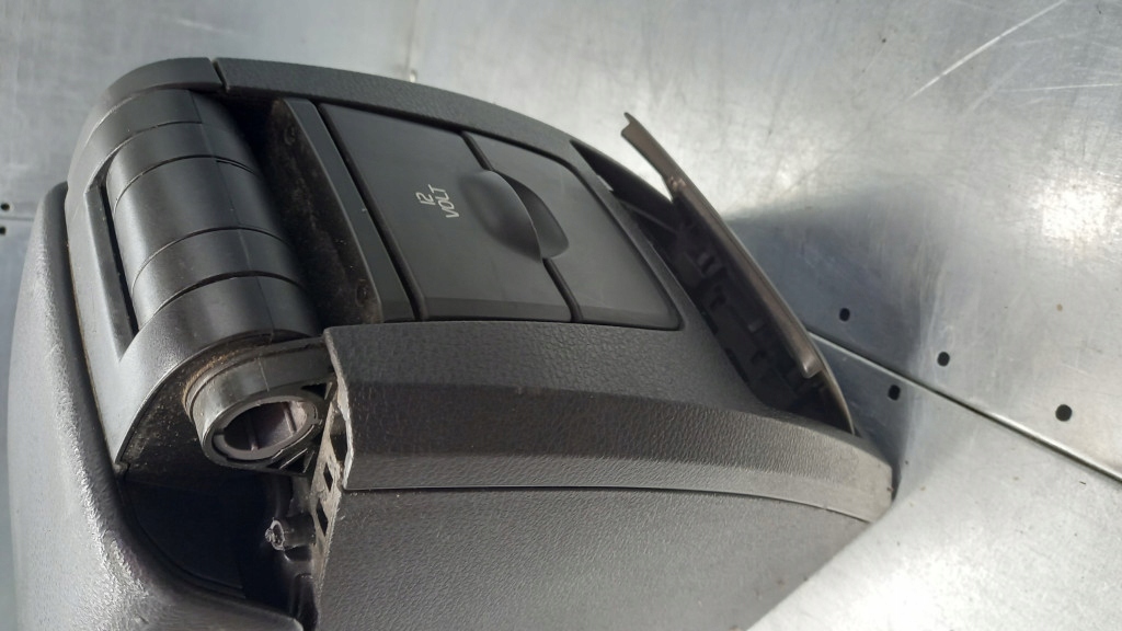 фото №12, Туннель средний volvo v70 ii lift 05r 30643515