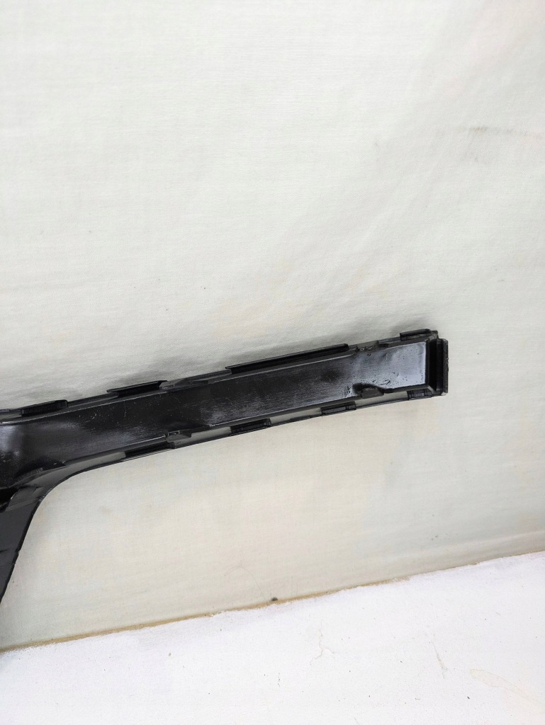 Audi a3 перед правий решітка нижня бампера передній 8v3807682m Зі Шроту