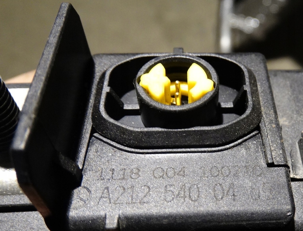 фото №4, Ideal клемма предохранитель патрон mercedes sls w197 1