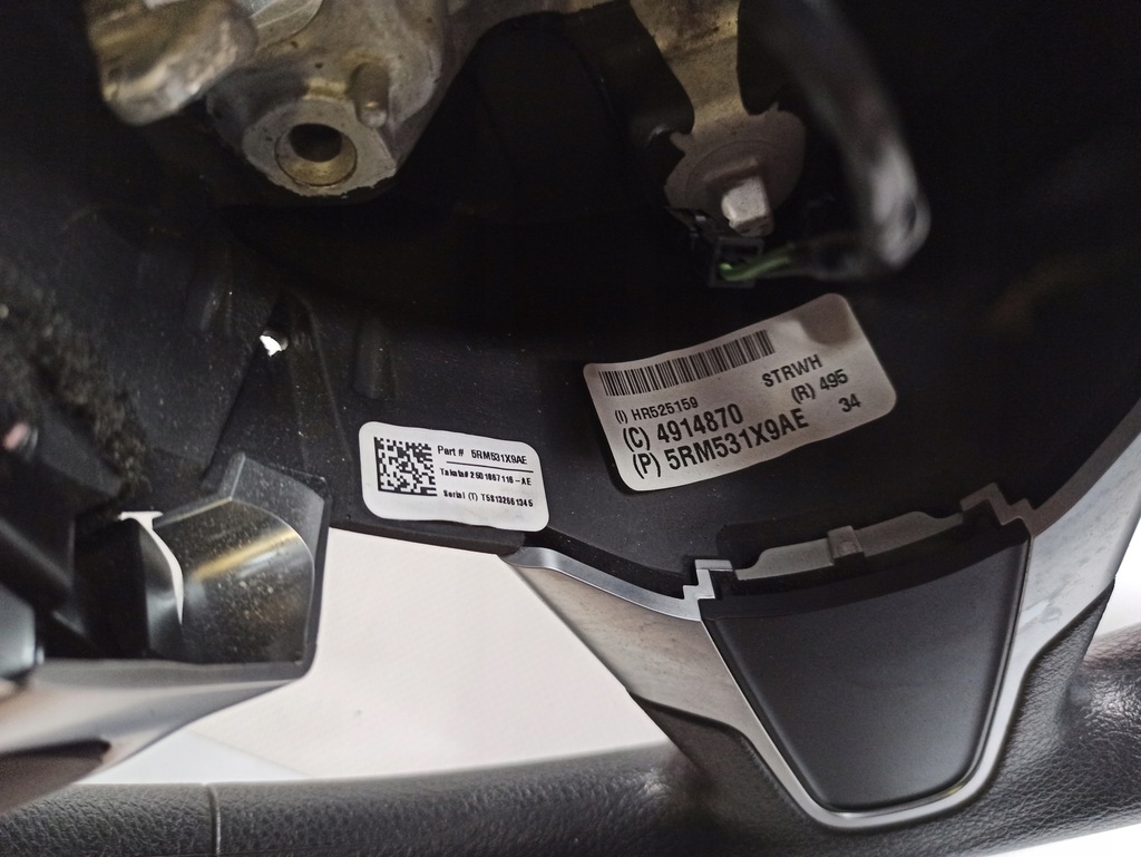 фото №9, Повітропровід кнопки chrysler pacifica 2016+