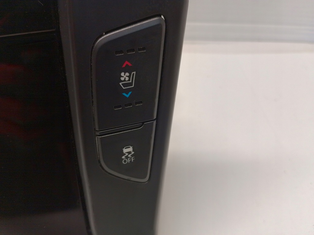 фото №12, Панель aux бардачок вимикач підігрів hyundai i40