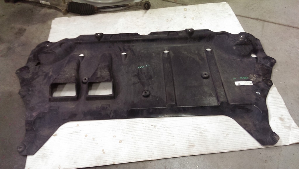 фото №5, Пол защита двигателя audi tt 8s7825236b демонтаж