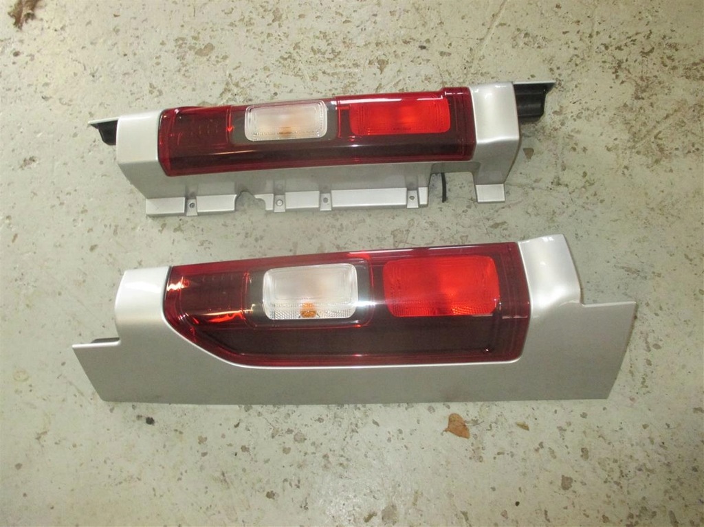 фото №3, Лампа задня renault trafic opel vivaro 2014- двері