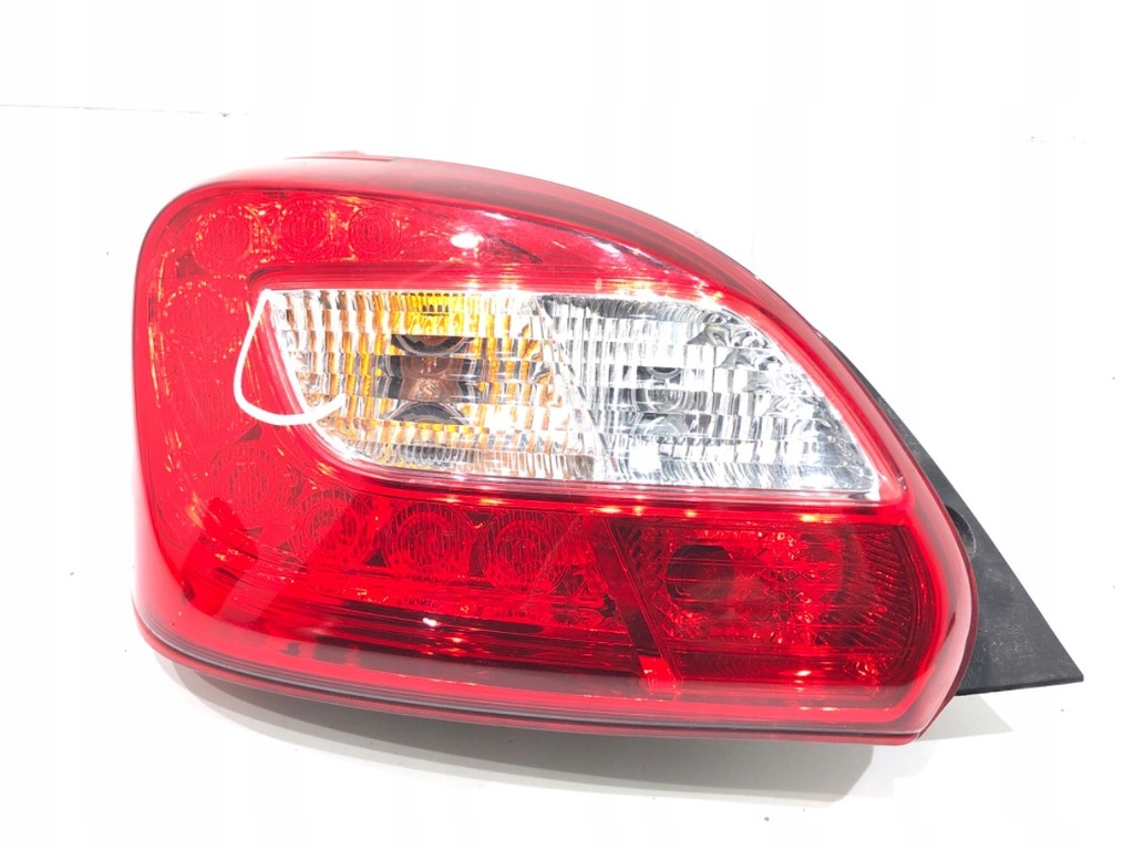 фото №1, Лампа лівий задня mitsubishi mirage / space star 8330b021 хетчбек