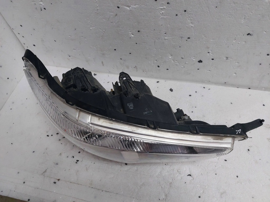 фото №7, Лампа перед правая mitsubishi asx 10-19 eu