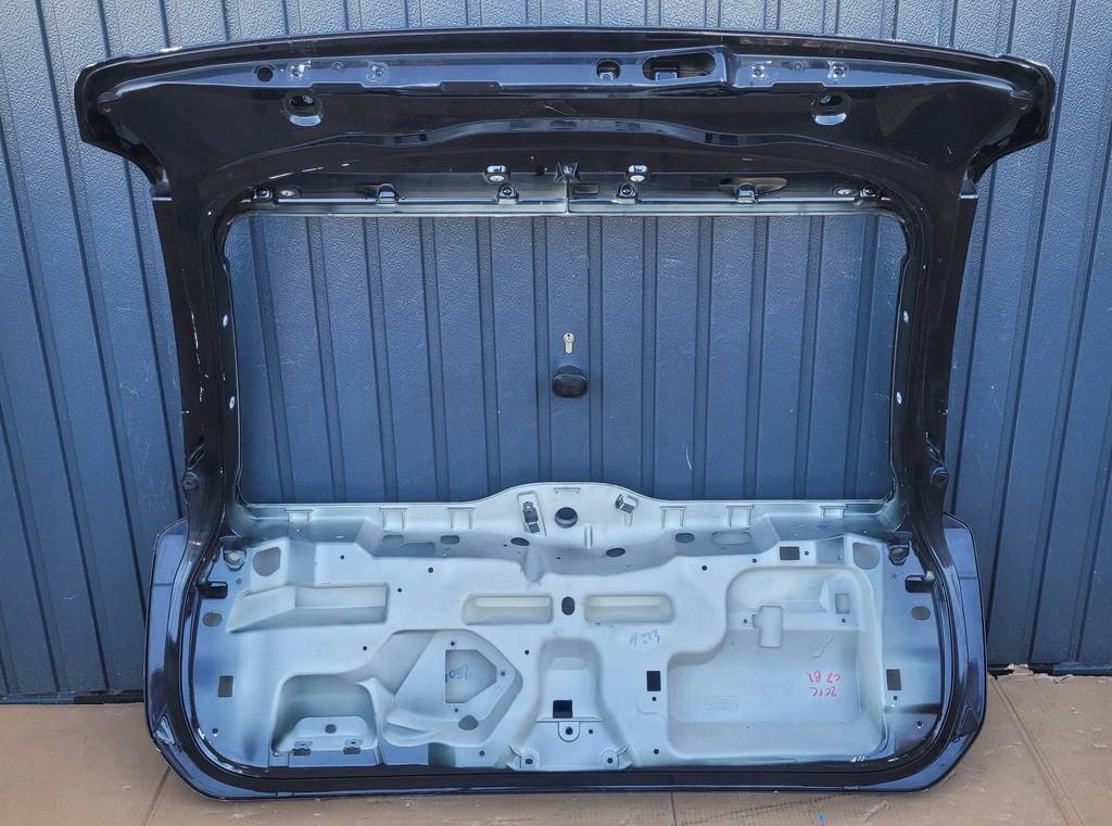 фото №9, Volvo xc60 i 1 крышка багажника крышка багажника задняя задняя fv