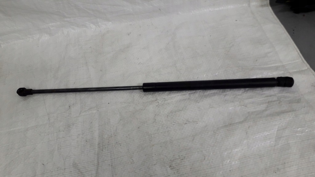 фото №6, 8l0823359 привід амортизатор капот audi a3