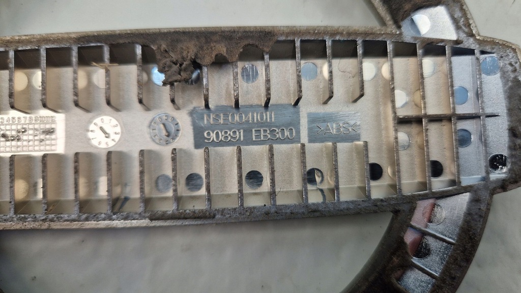 фото №4, Nissan pathfinder r51 lift емблема значок logo літери кришки багажника