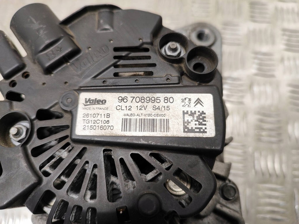 Peugeot 308 2015 генератор Киев