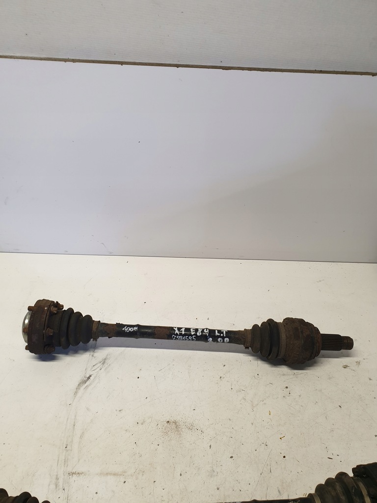 фото №1, Bmw x1 e84 7591595 приводной вал приводной вал левый левая задняя 2.0