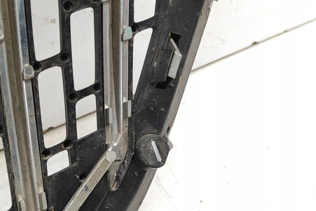 фото №9, Решітка радіатора lancia delta iii 844_ 735485930 1.6l дизель 88kw 2008