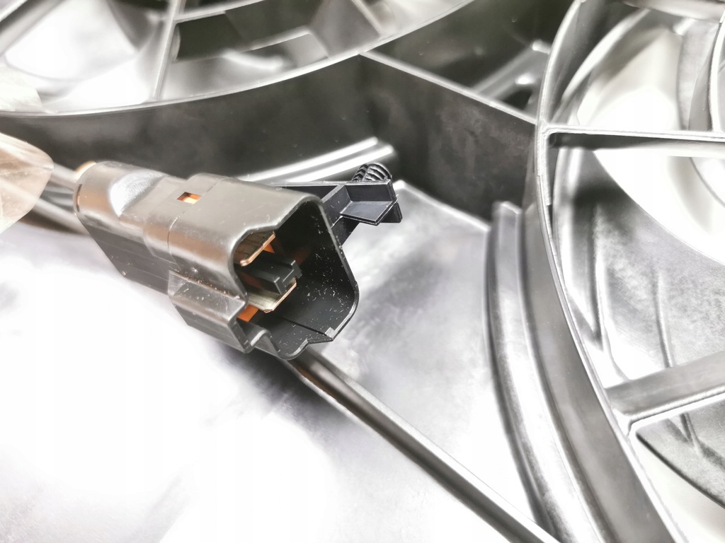 фото №10, Вентилятор радіатора ford mondeo mk3 оригінальний номер 1230721