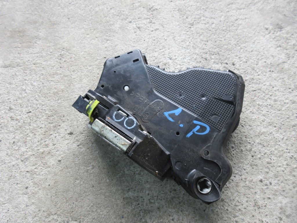 фото №1, Honda civic ix sedan 12-16 замок левый перед