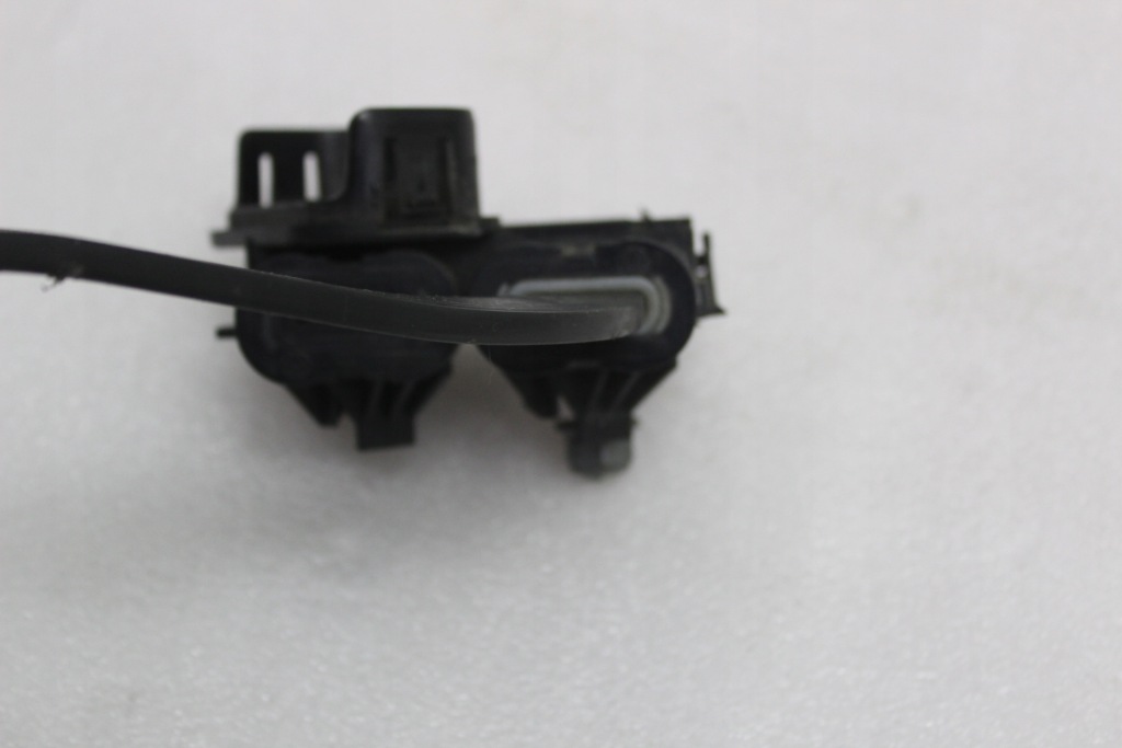 Mercedes a45 a w177 amg шланг плюсовой a1775408530 eu с Разборки