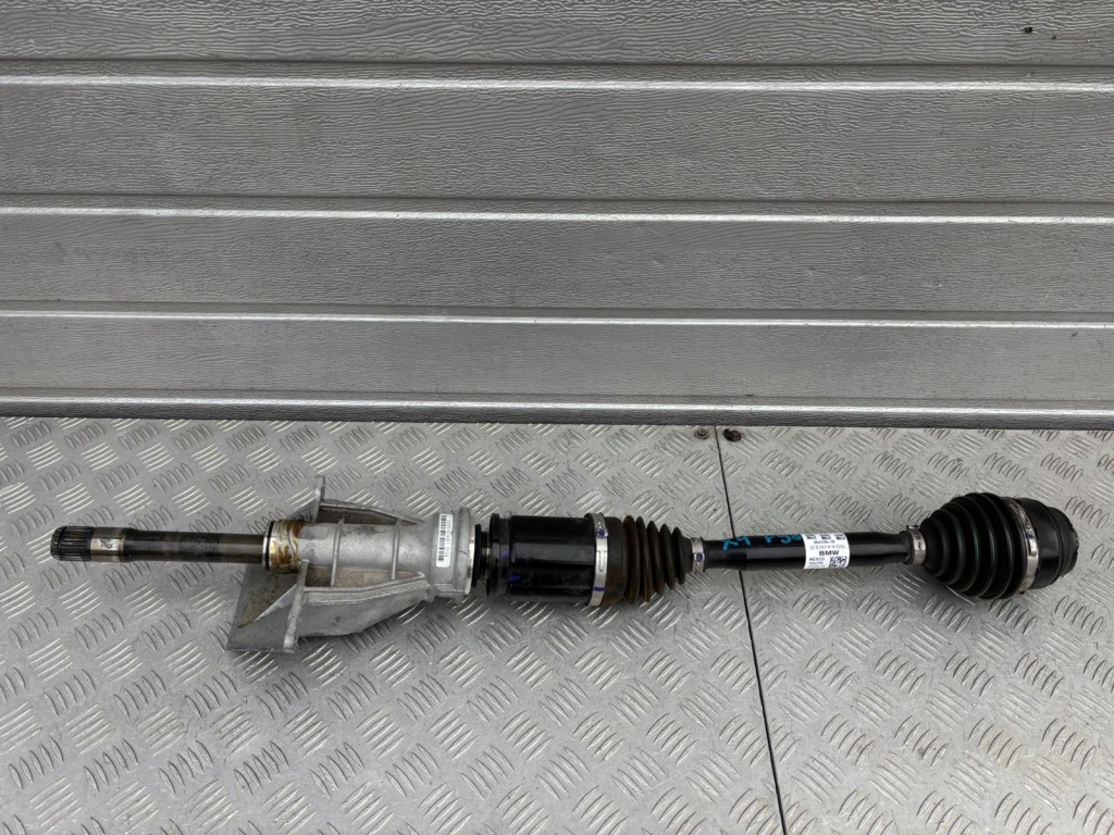 фото №1, Bmw x3 x4 mpower f97 f98 приводной вал правая перед 8643184